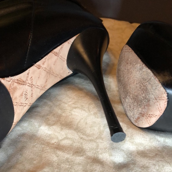 Fab L.A.M.B. Black leather booties - Picture 5 of 7